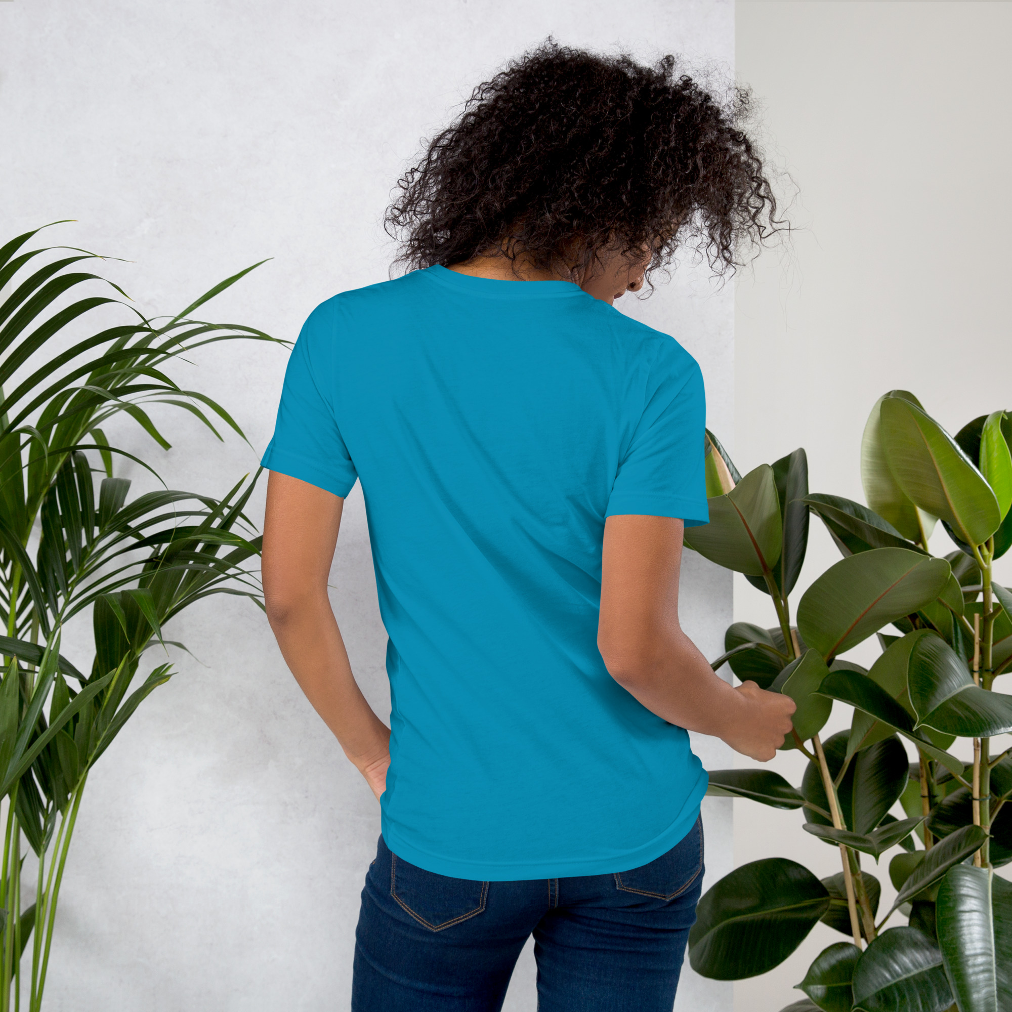 Camiseta de manga corta unisex con logo de Imperio Angèle estampado. - Imagen 14