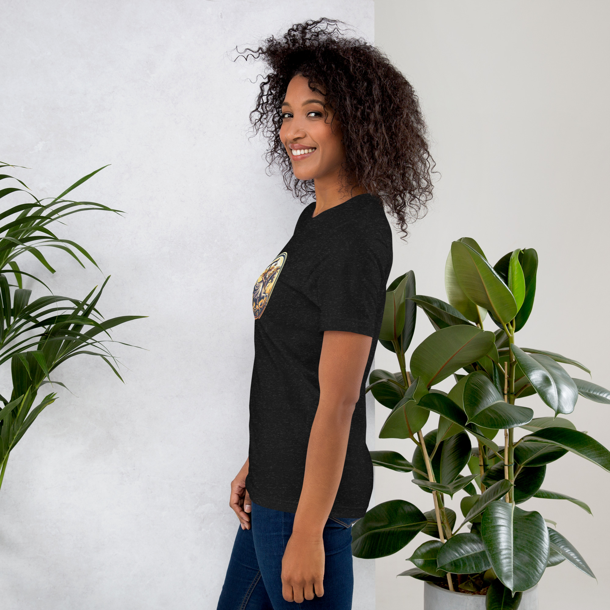 Camiseta de manga corta unisex con logo de Imperio Angèle estampado. - Imagen 3