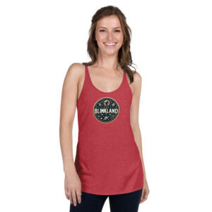 Camiseta deportiva para mujer con logo BlinkLand estampado.